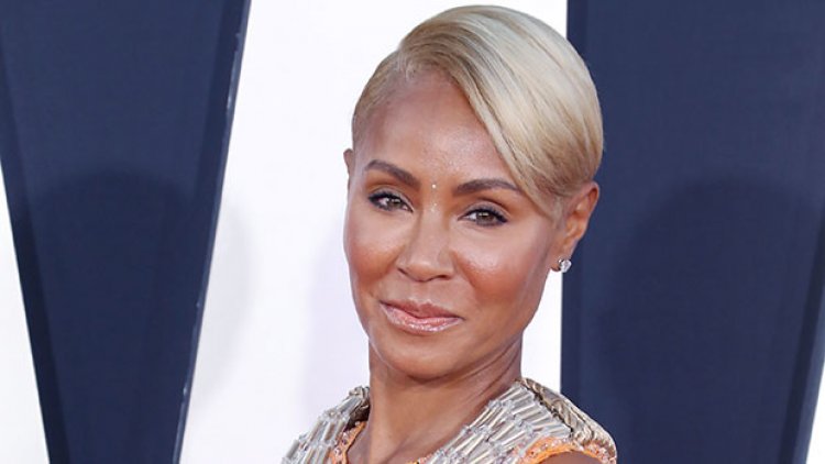 Jada Pinkett-Smith, 49, Glows While Showing Off Her Shaved Head & Fans Rave Over How ‘Flawless’ She Looks
